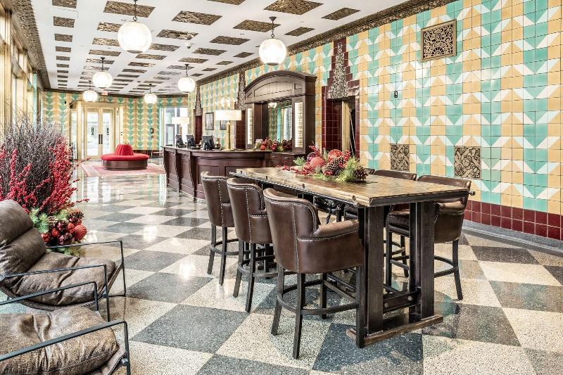 Bottleworks Hotel Indianapolis Esterno foto